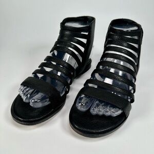 Eileen Fisher Women’s Black Gladiator Otto Sandals